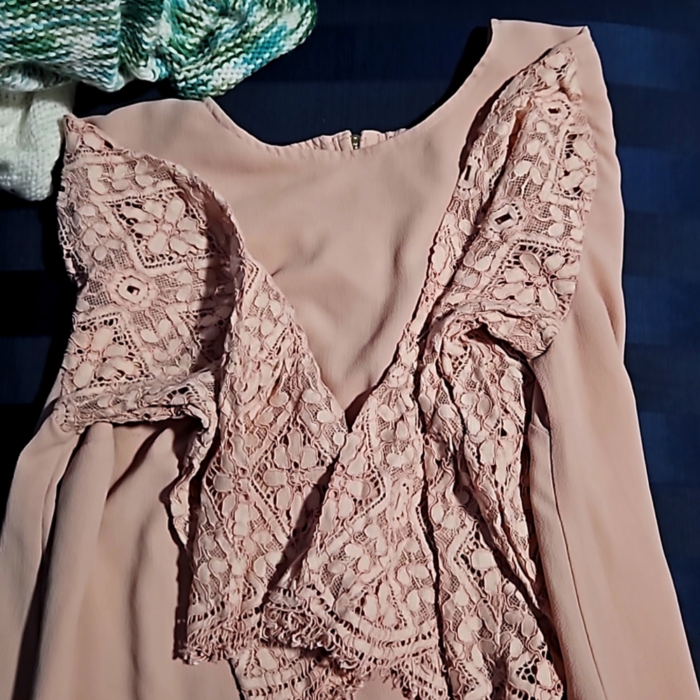 Women's Blush XXL Dress with Lace sleeves